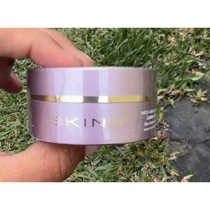 SKINN Neck Amount Leave On Cream Rice Protein Nourishing Hydrating‎ 17oz